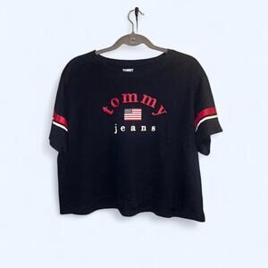 Tommy hilfiger black cropped tee